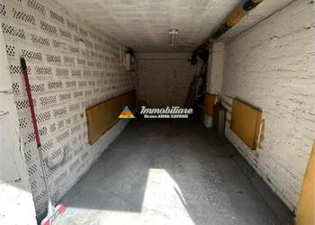 Garage In Vendita a Bologna