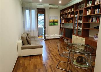 4 o più locali In Vendita a Bologna