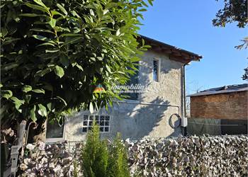 Villa In Vendita a Budrio